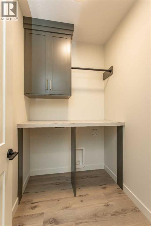 20 Emmett Crescent Property Photo 12