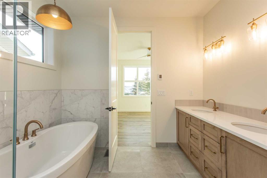 20 Emmett Crescent Property Photo 15