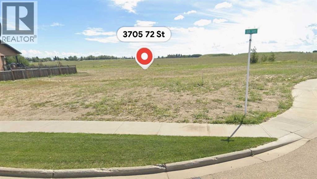 3705 72 Street Property Photo 1