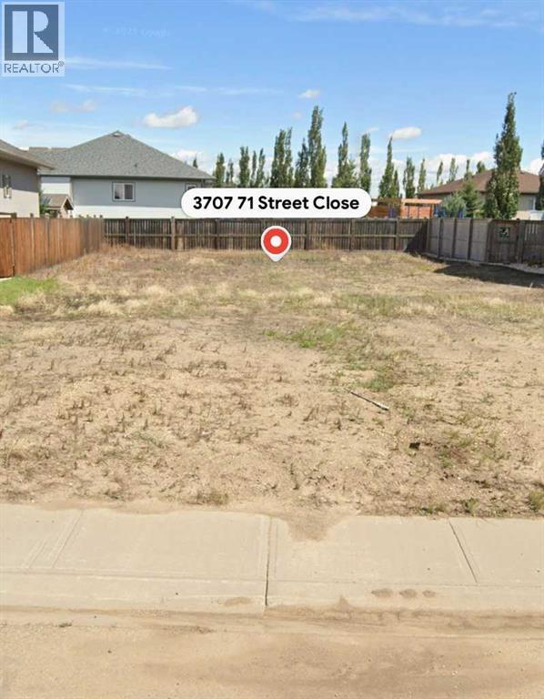 3707 71 St. Close Property Photo 1