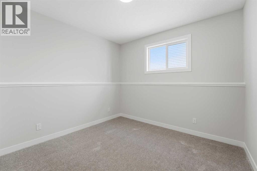 41 Emmett Crescent Property Photo 22