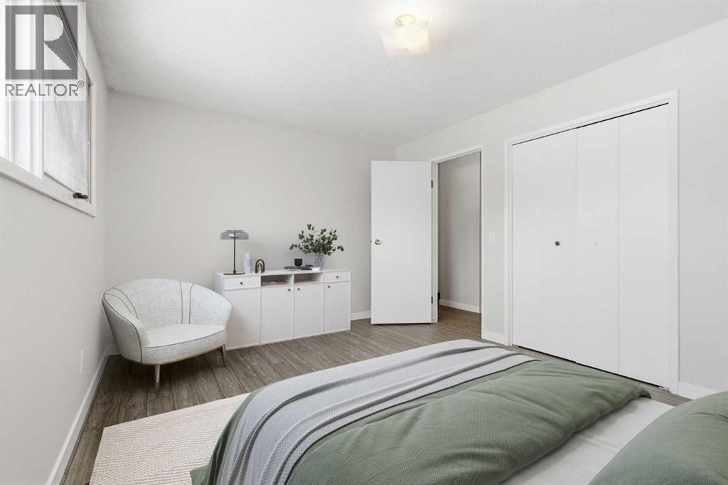 32 Fonda Mews Se Property Photo 21