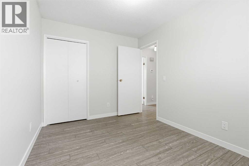 32 Fonda Mews Se Property Photo 25