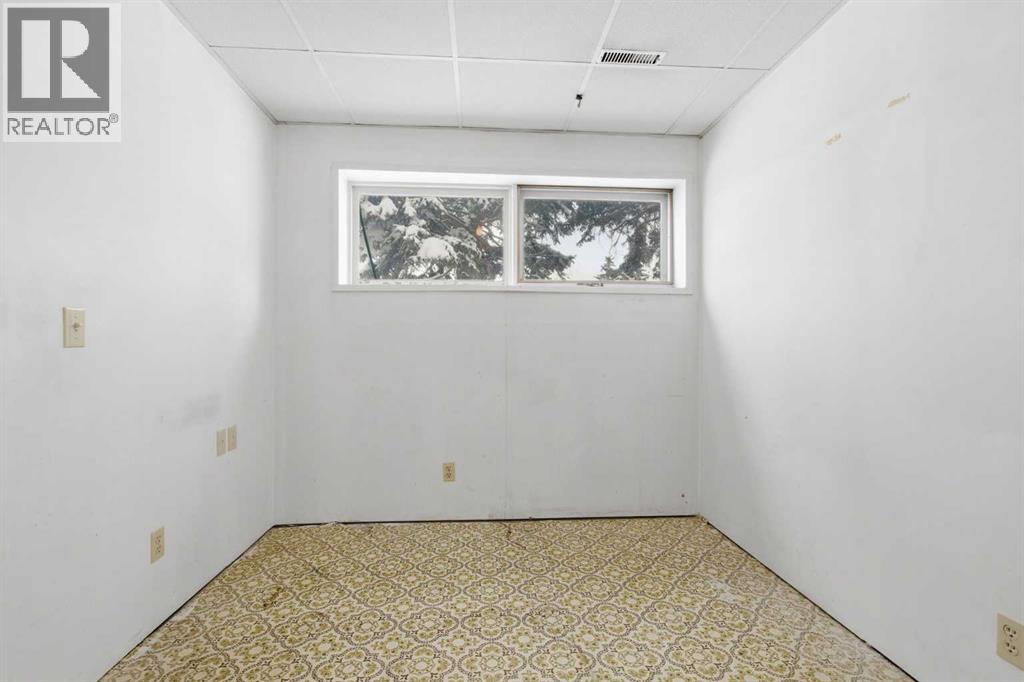 32 Fonda Mews Se Property Photo 36