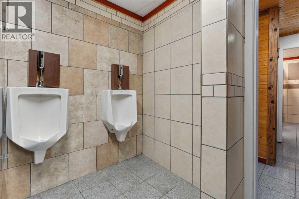 230 Main Street Property Photo 7