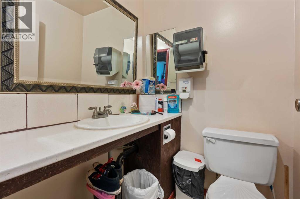 230 Main Street Property Photo 36