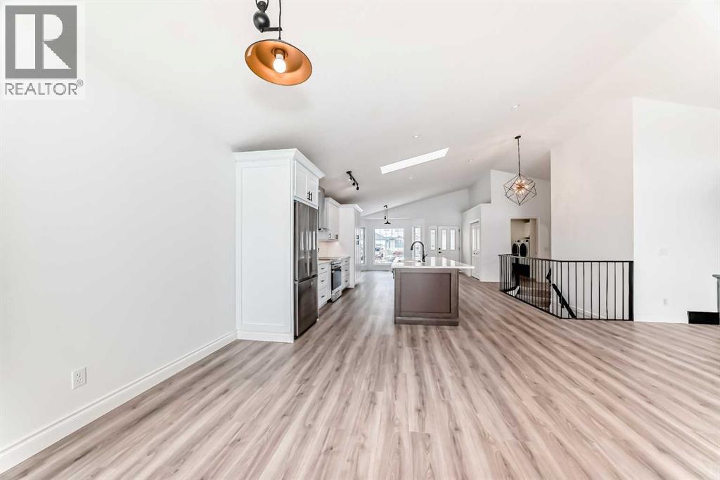 228 Woodside Crescent Nw Property Photo 23