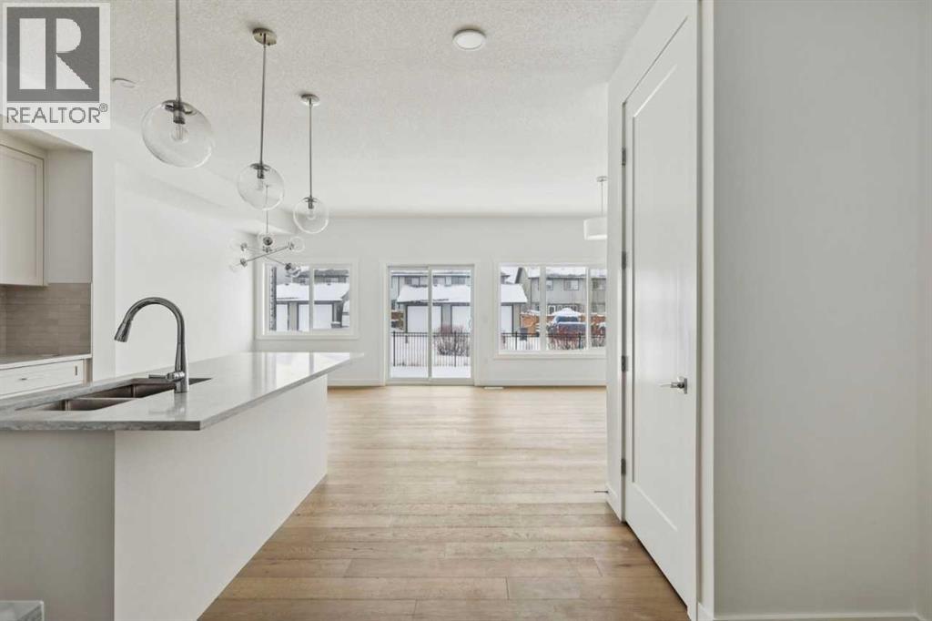25 Linden Place Property Photo 8