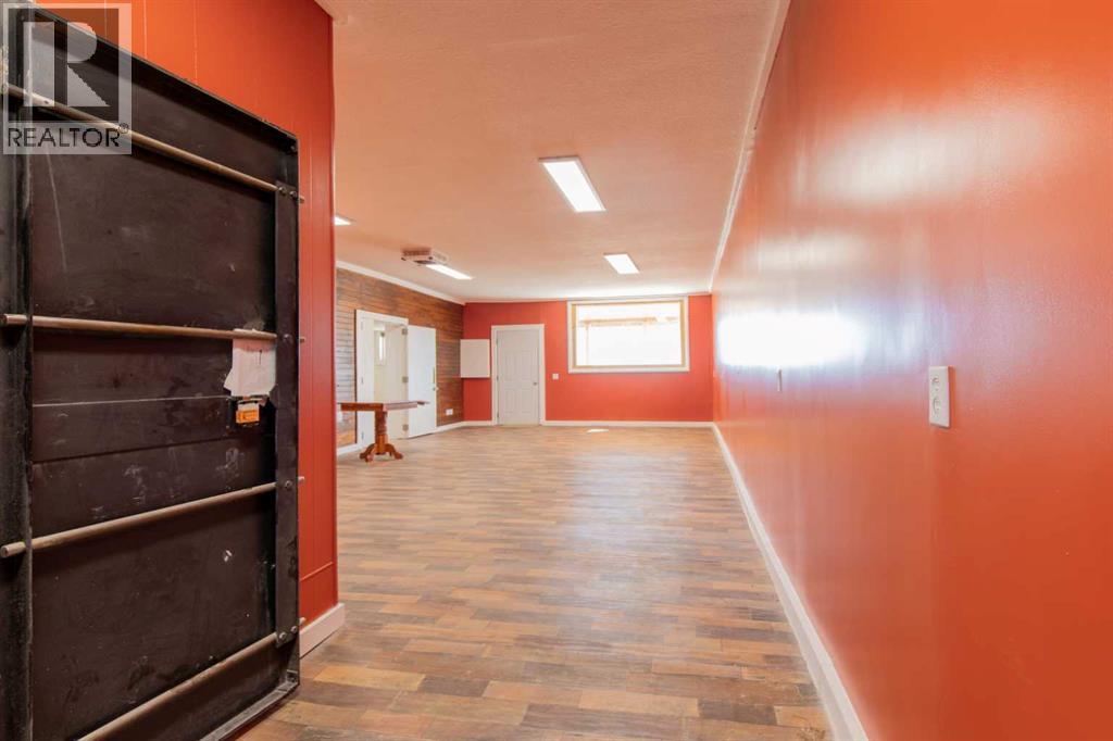 60 Main Avenue Nw Property Photo 11