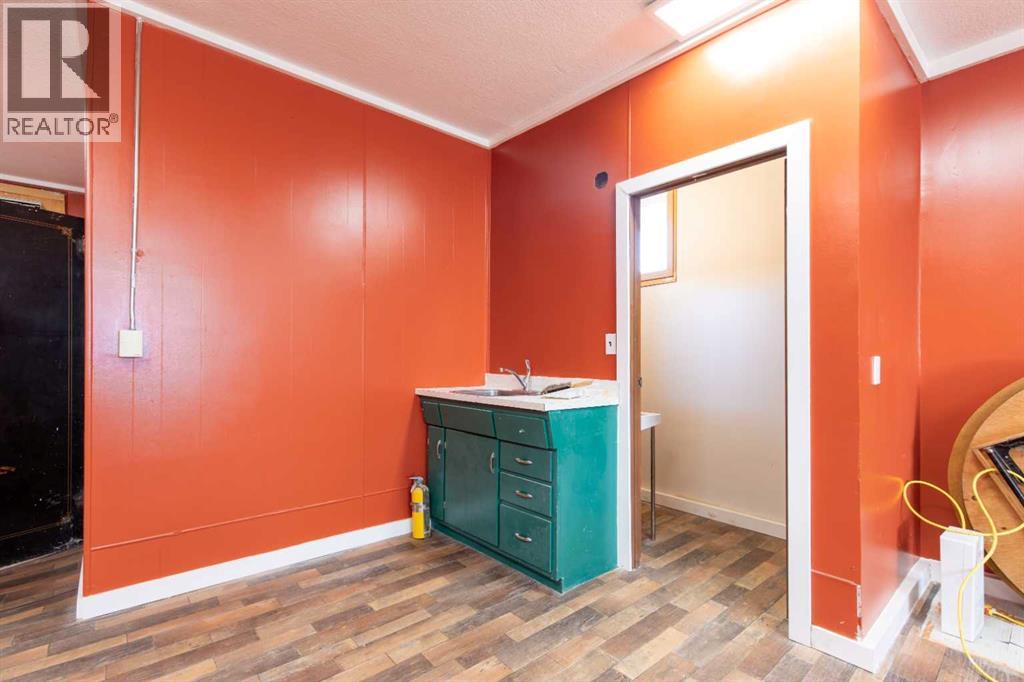 60 Main Avenue Nw Property Photo 17