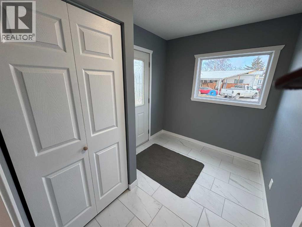 3223 83 Street Northwest Property Photo 4