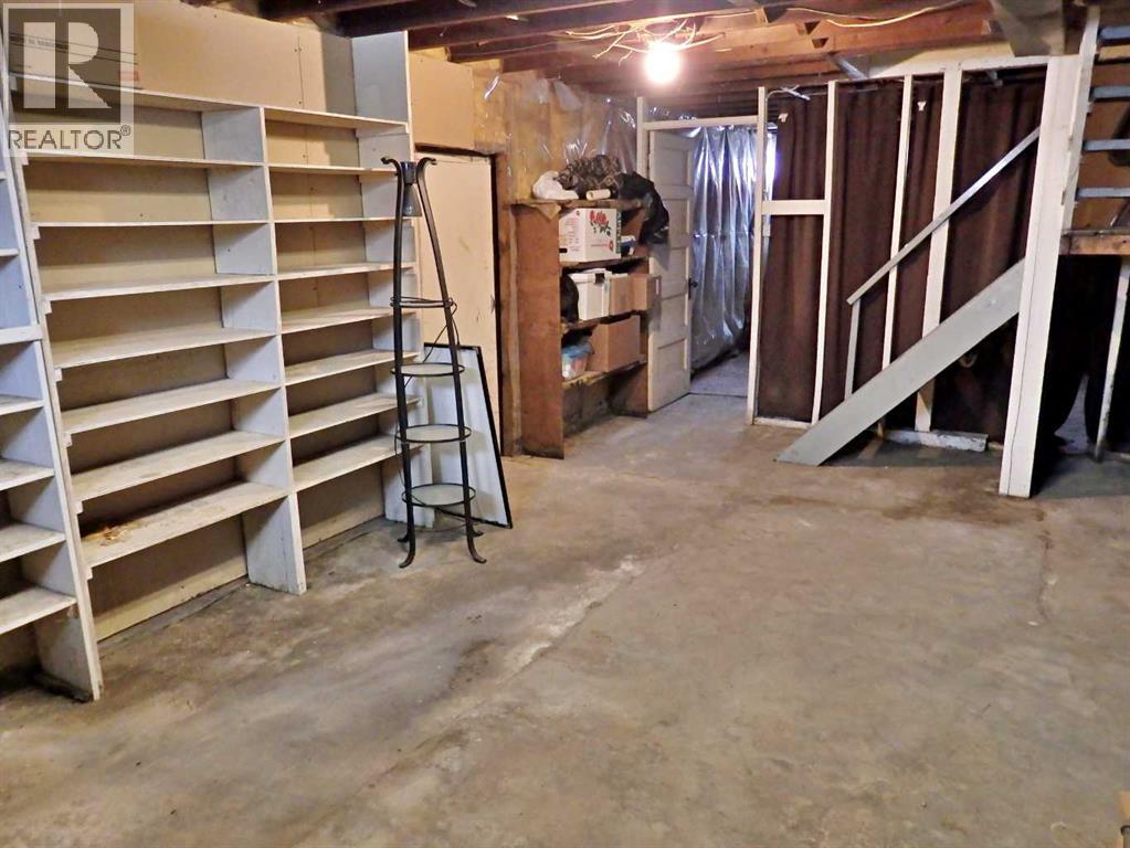 473044 Hw 41 Property Photo 32