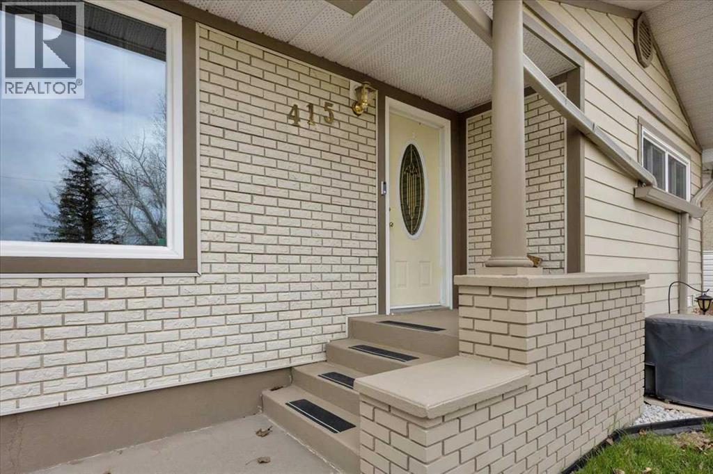 415 12 Street E Property Photo 3