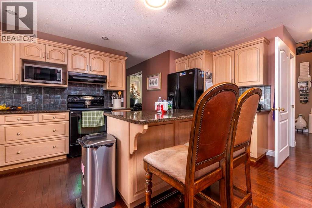 4002 60 Avenue Property Photo 12