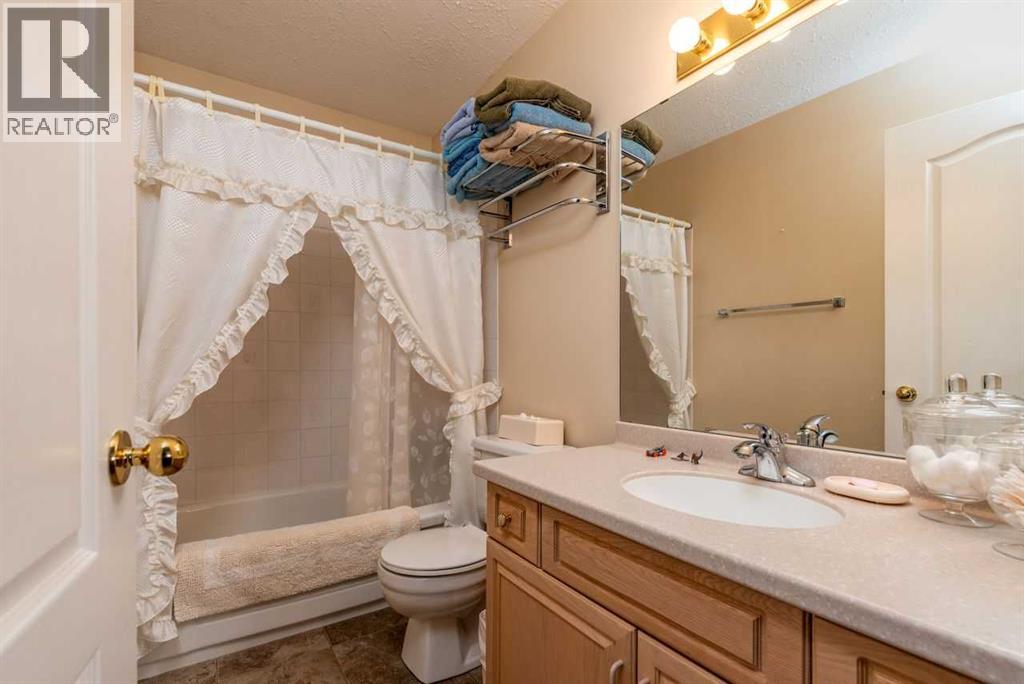 4002 60 Avenue Property Photo 27