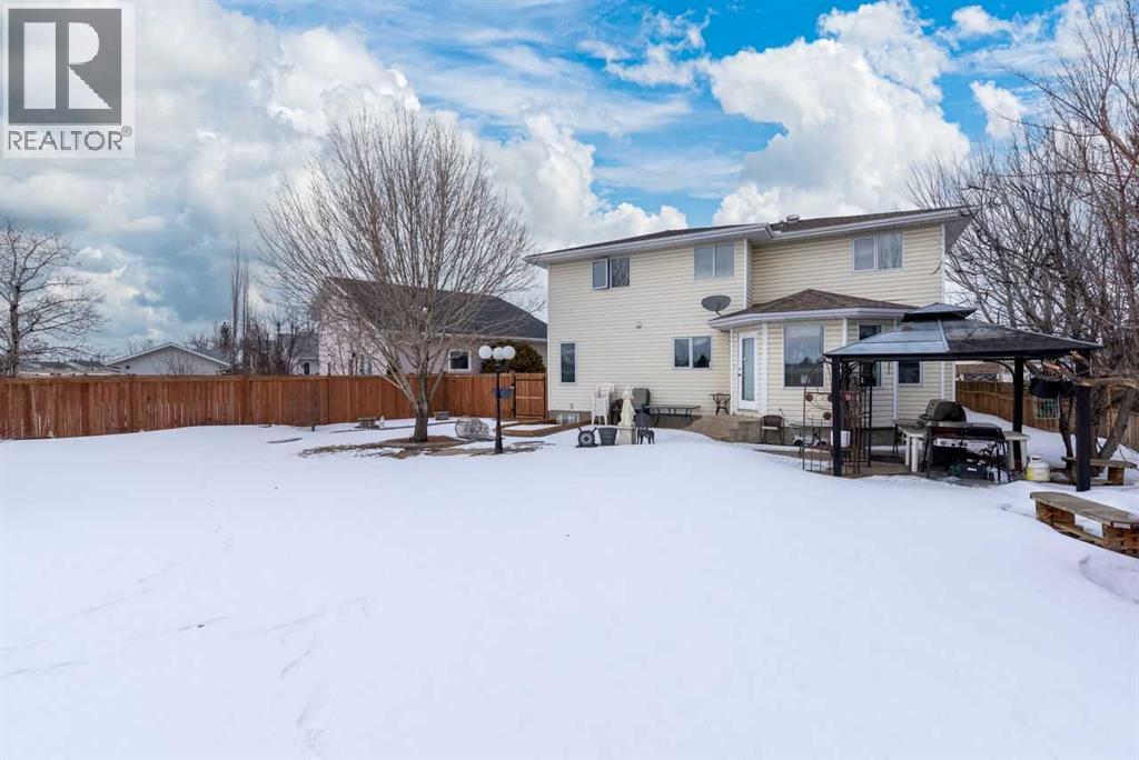 4002 60 Avenue Property Photo 44