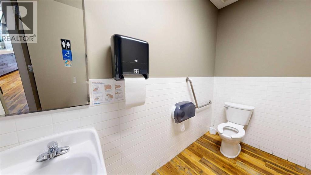 4706 50 Street Property Photo 21