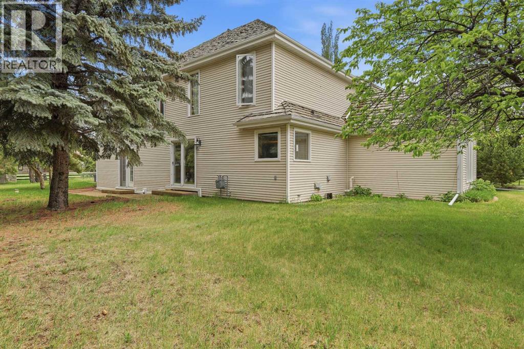 2650 55 Street Property Photo 10