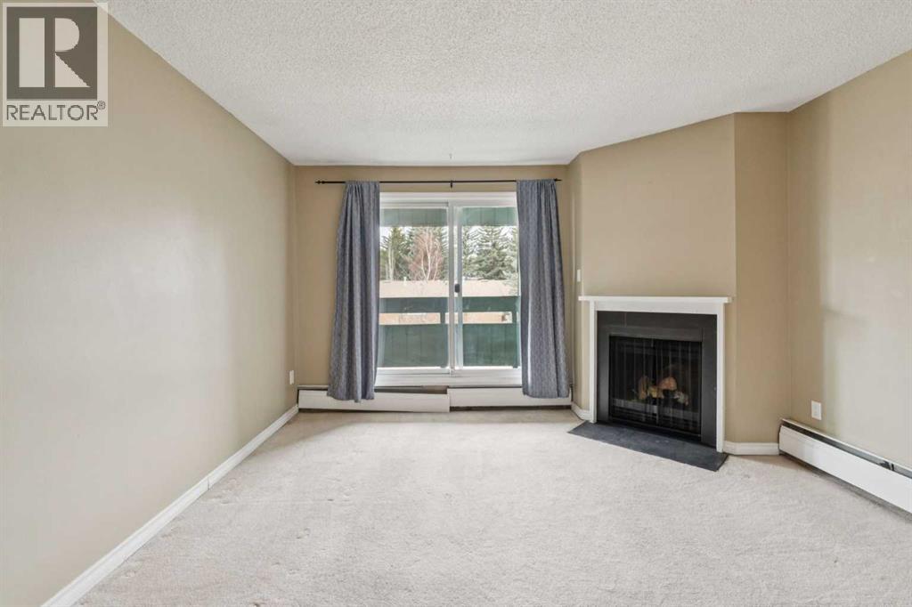 315 Southampton Drive Southwest Property Photo 7