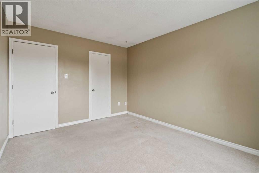 315 Southampton Drive Southwest Property Photo 15