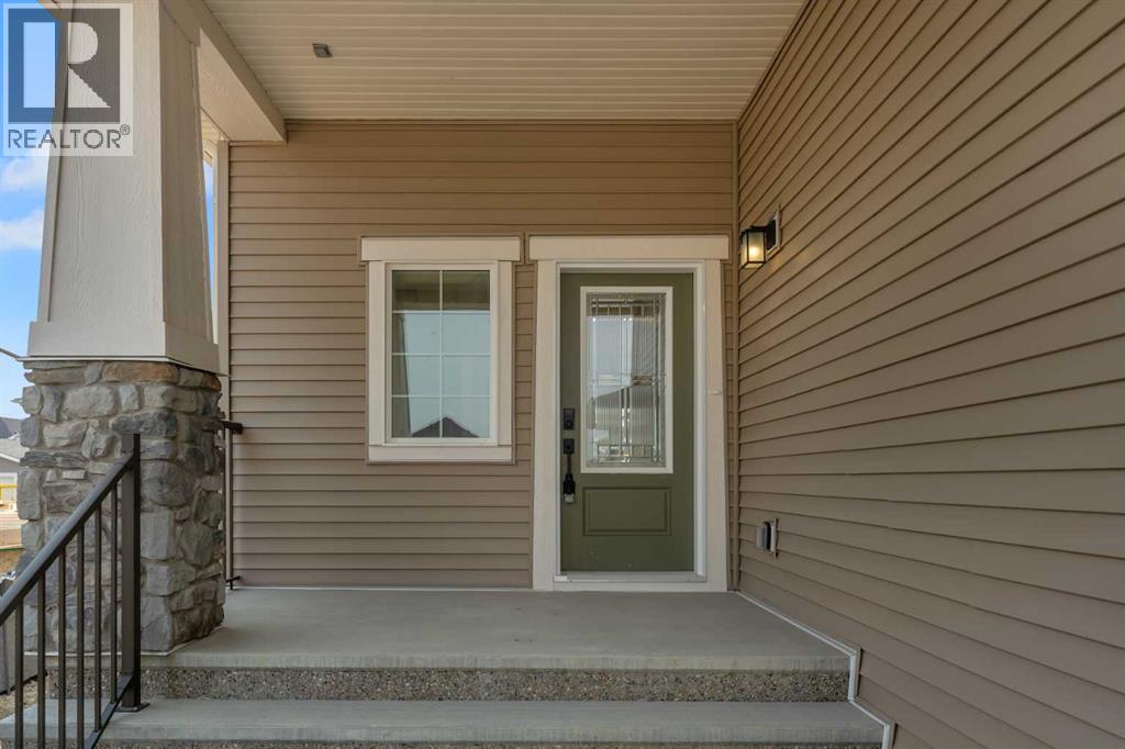 458 Baywater Green Sw Property Photo 2