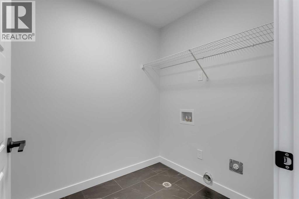 458 Baywater Green Sw Property Photo 40