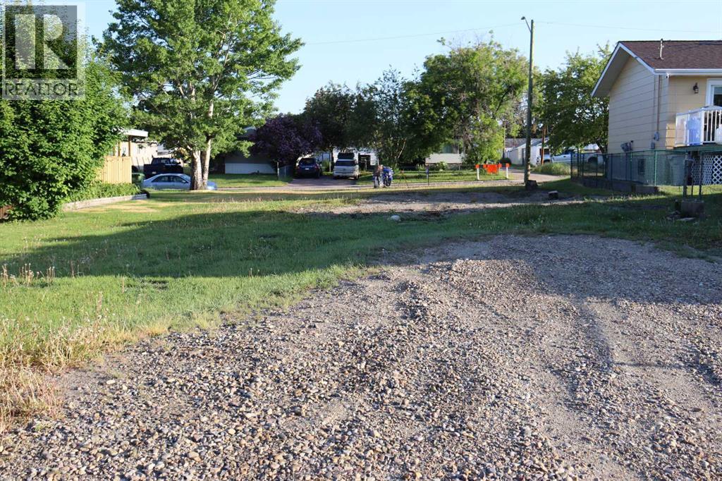 5115 8 Avenue Property Photo 1