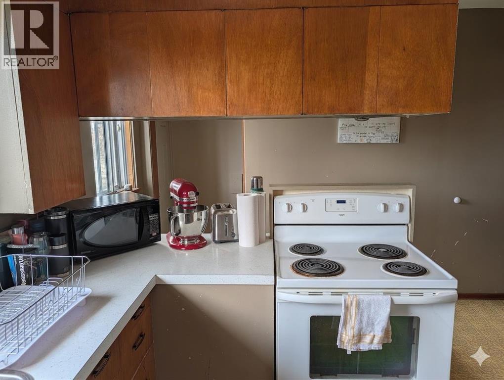 4612 50a Avenue Property Photo 10