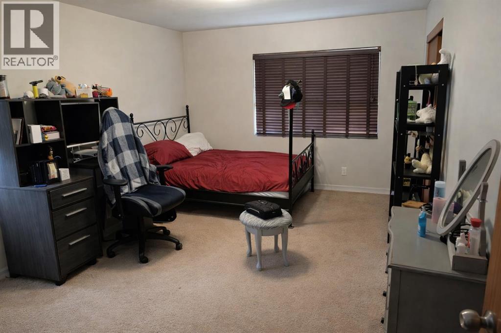 4612 50a Avenue Property Photo 12