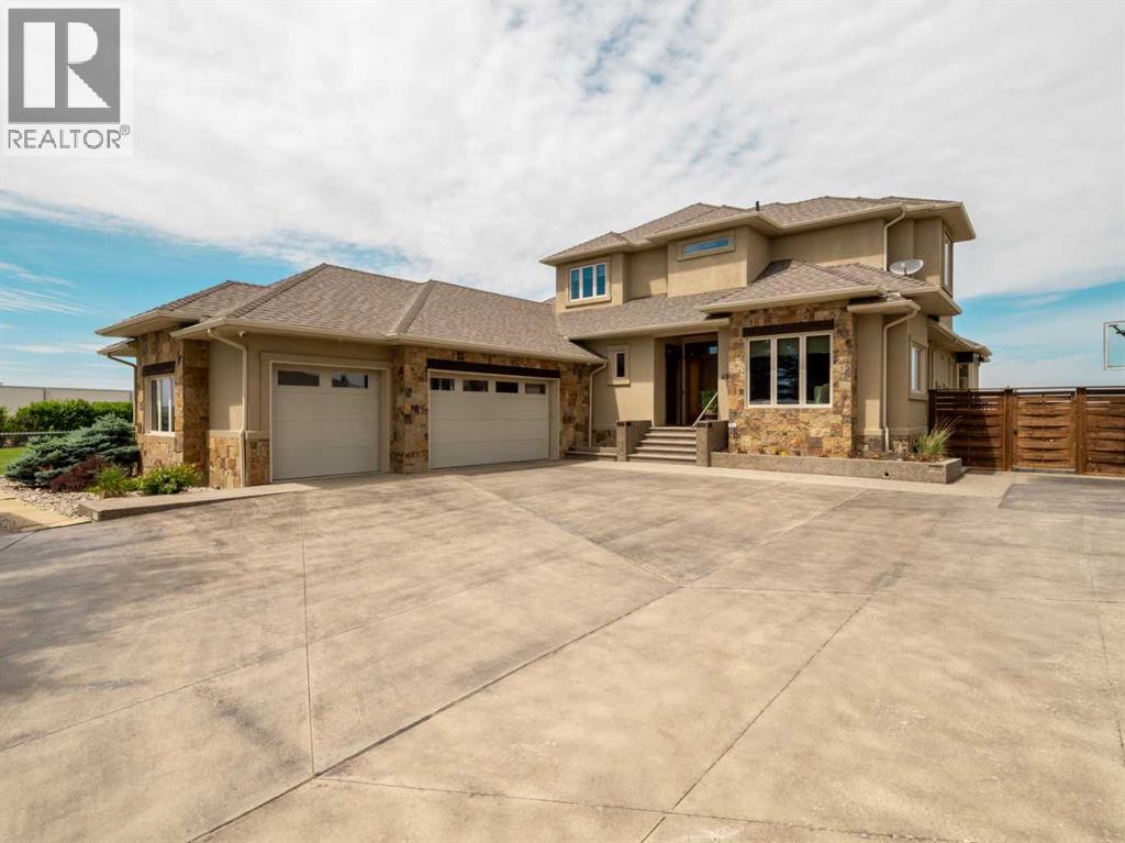 402 Meadow Lark Drive W Property Photo 1