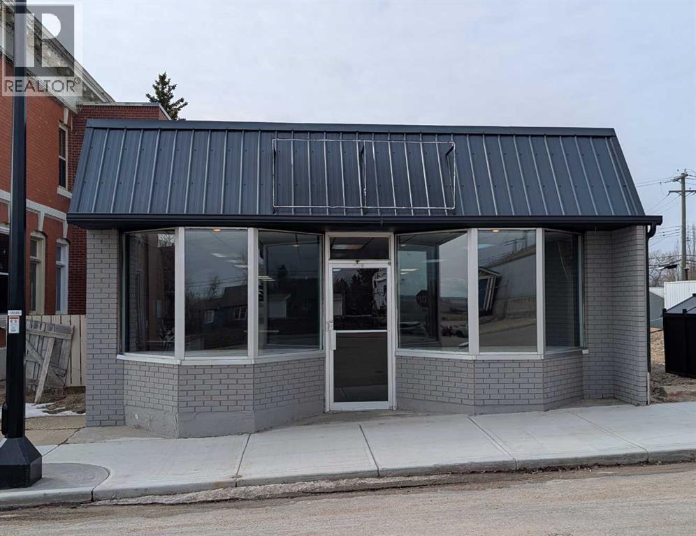 305 Main Street Photo de la propriété 1