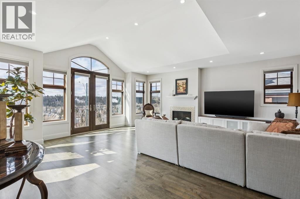 2908 Toronto Crescent Nw Property Photo 17