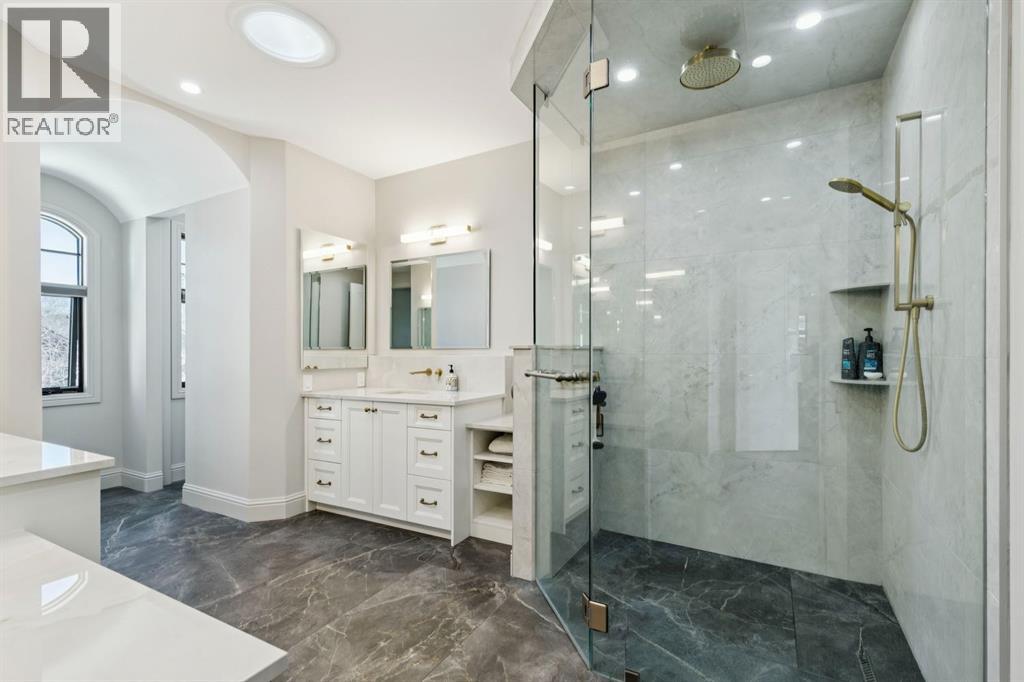 2908 Toronto Crescent Nw Property Photo 22