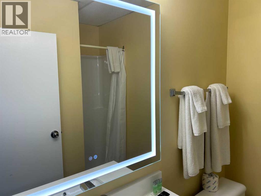 4820 50 Avenue Property Photo 25