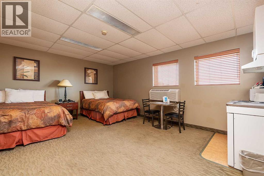 4820 50 Avenue Property Photo 27