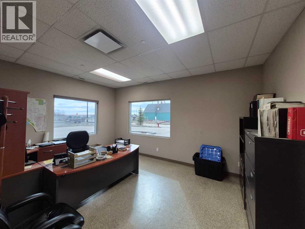 5815 49 Avenue Property Photo 10