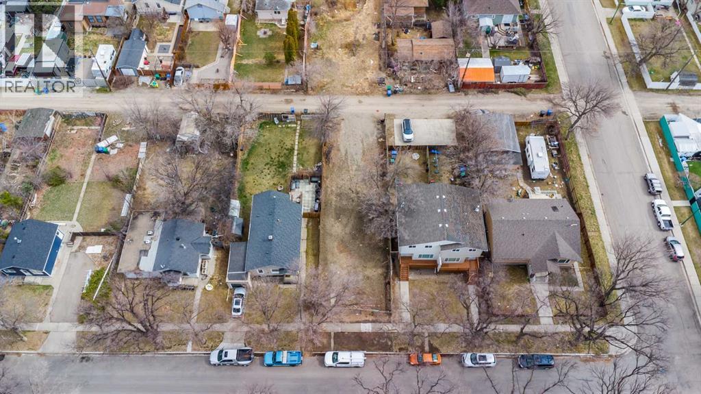 809 12 B Street North Property Photo 2