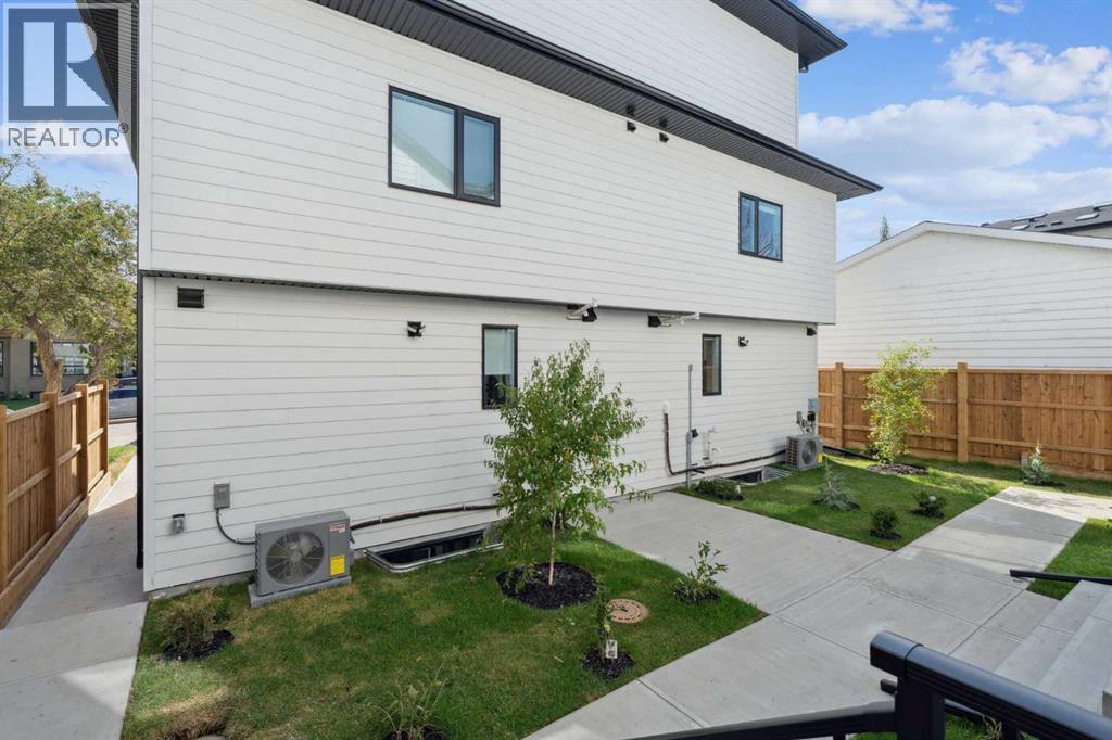 2831 36 Street Sw Property Photo 32