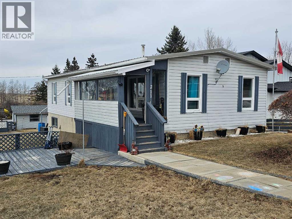 211 1st Avenue Property Photo 1