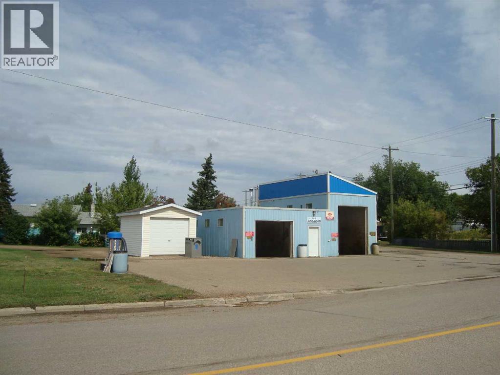 116 1st Avenue Property Photo 3