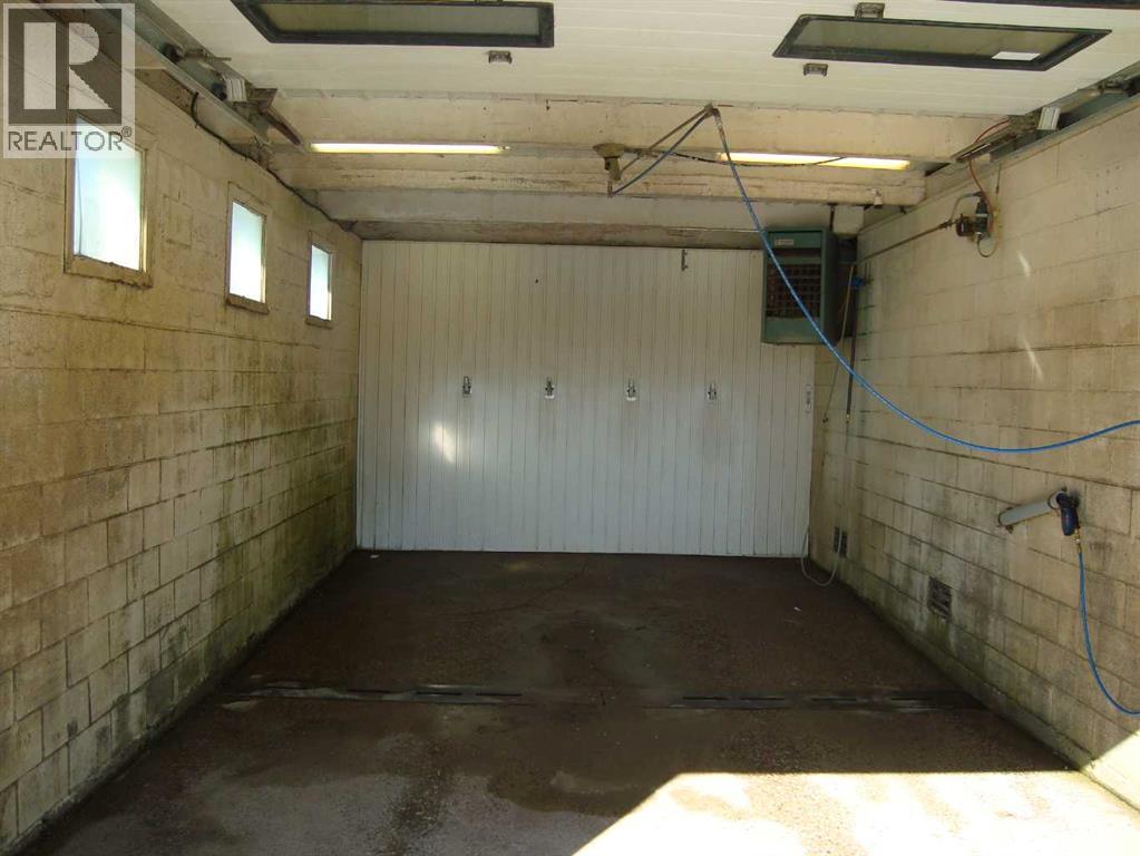 116 1st Avenue Property Photo 8