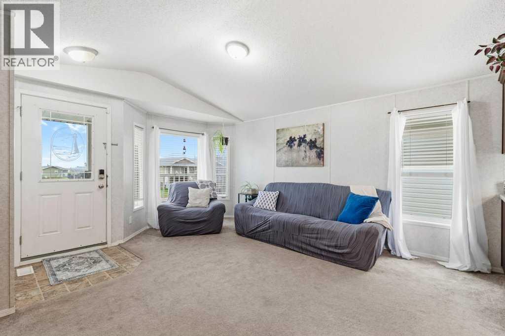 6 Baywood Place Property Photo 5