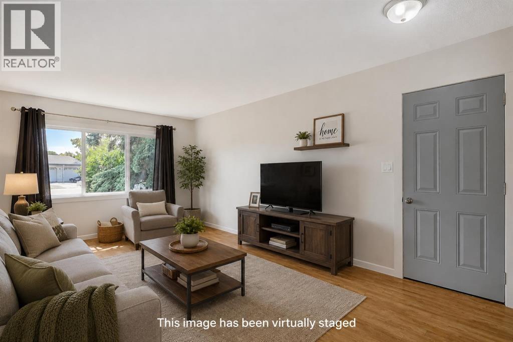 11448 97 Street Property Photo 9