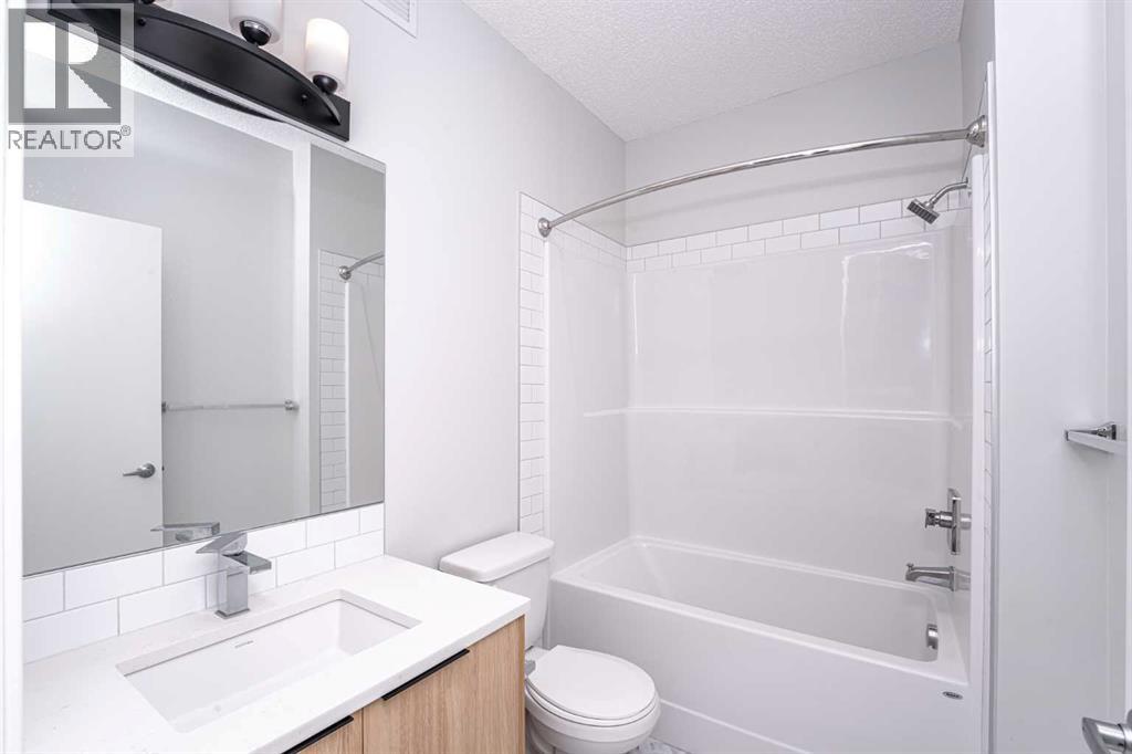 40 Carrington Circle North Property Photo 26