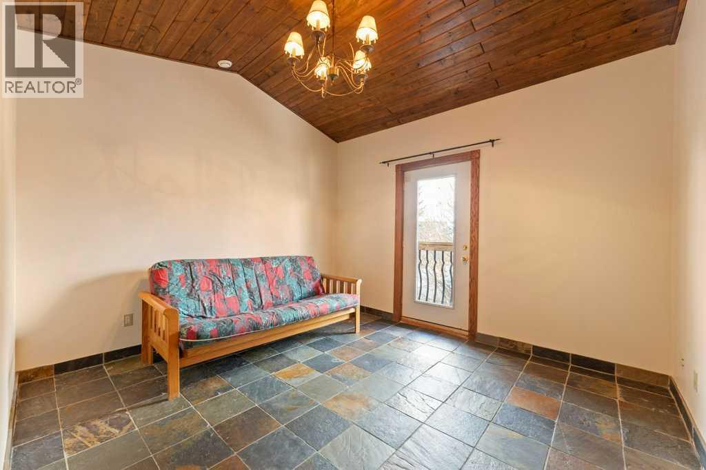 764 East Chestermere Drive Property Photo 27