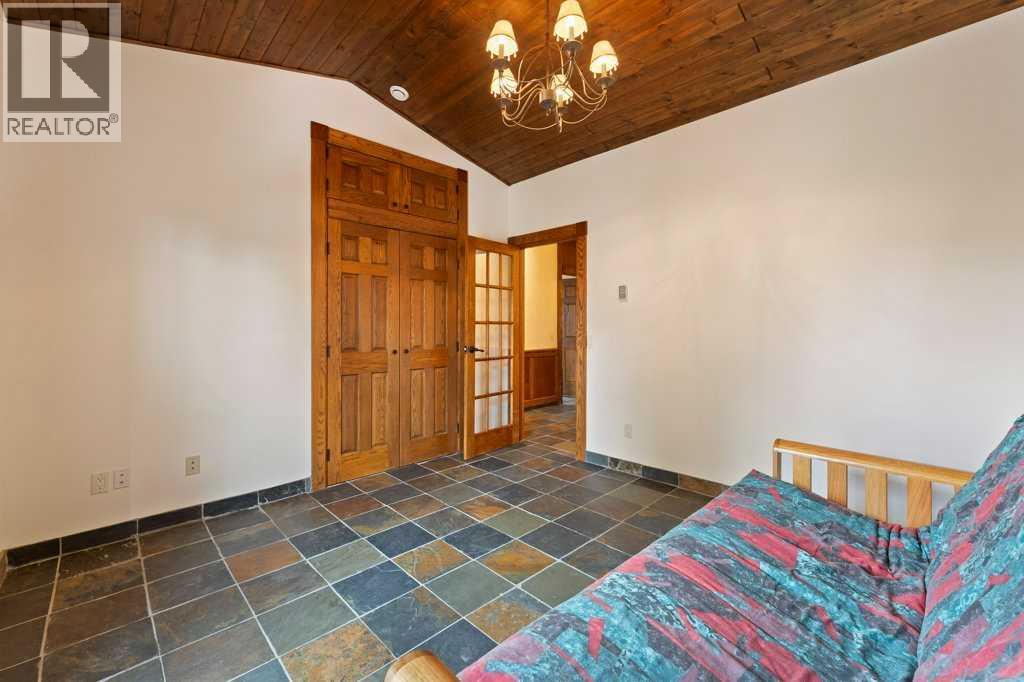 764 East Chestermere Drive Property Photo 28