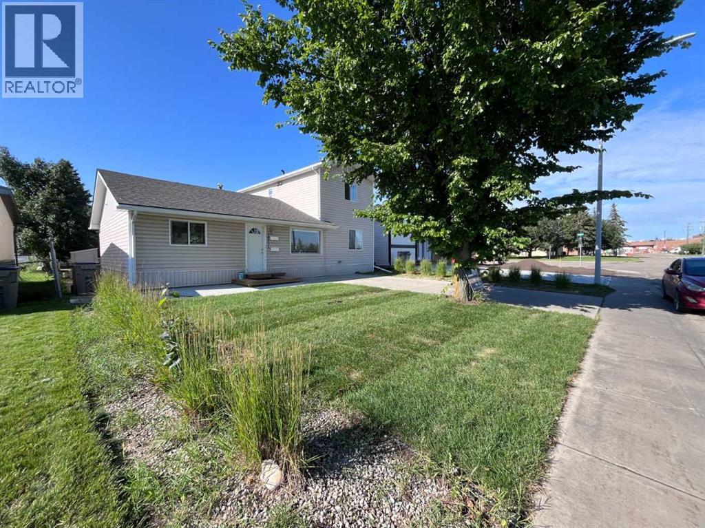 10531 104 Avenue Property Photo 1