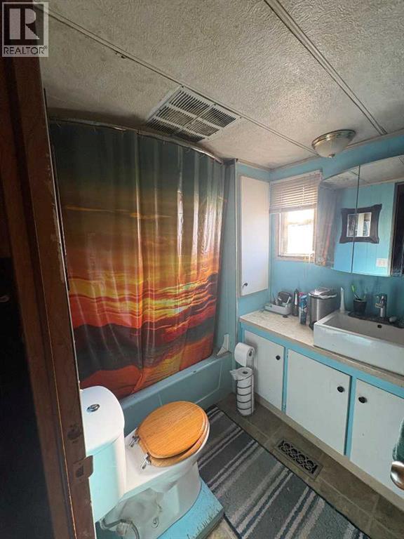 5311 60 Street Property Photo 17