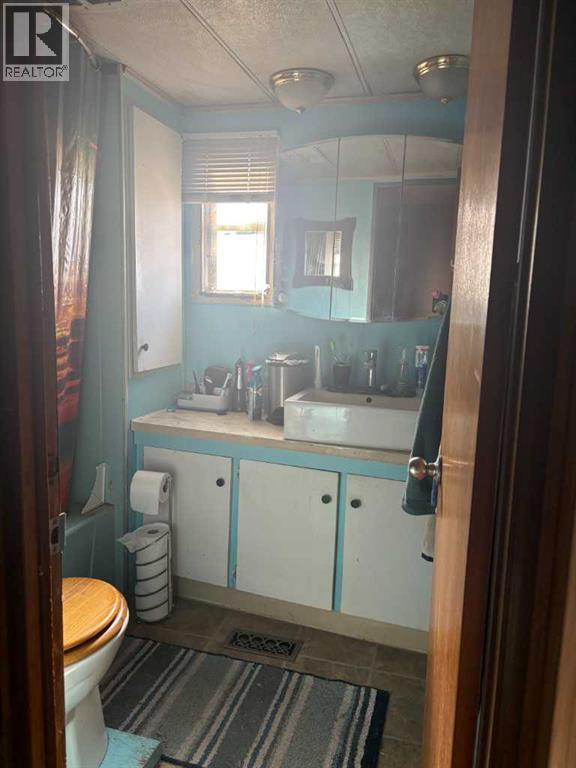 5311 60 Street Property Photo 18