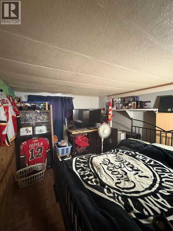 5311 60 Street Property Photo 20